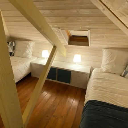 Bright 65 M With View Of The Basin *