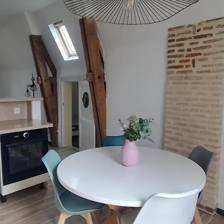 Bright 65 M With View Of The Basin *